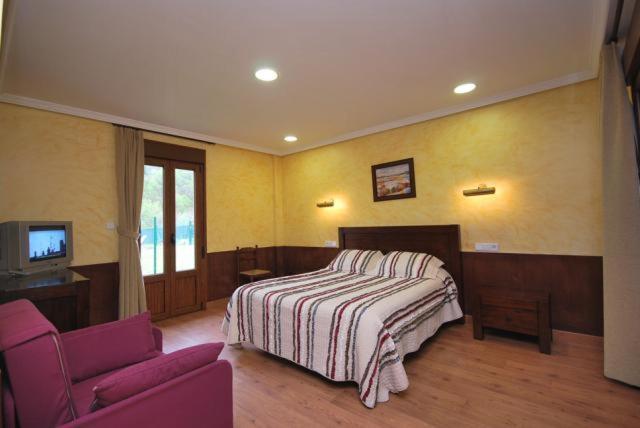 Hotel Arenas De Cabrales- Apartamentos Zewnętrze zdjęcie